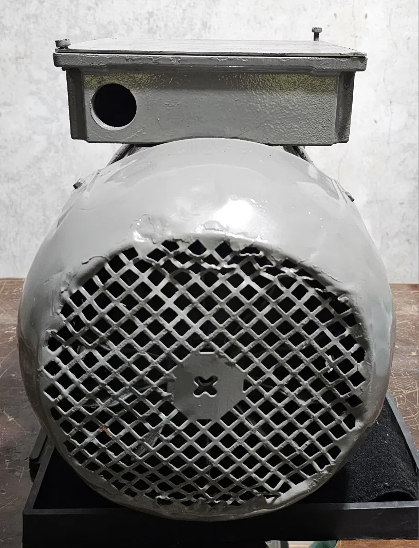 Motor Eléctrico Bifasico 7.5hp 3530 Rpm Marca Weg - Image 4