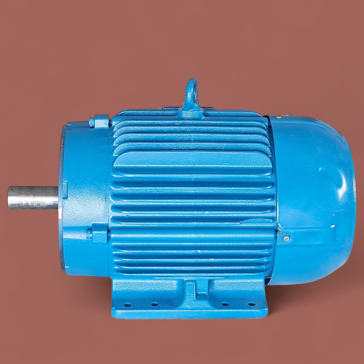 Motor Eléctrico 10hp Trifásico C/ Brida 3530rpm Marca Weg - Image 5